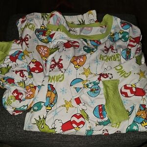 Dr. Seuss Grinch Pajama Set Size 2x Holiday Festive Size 18 / 20 Stretch